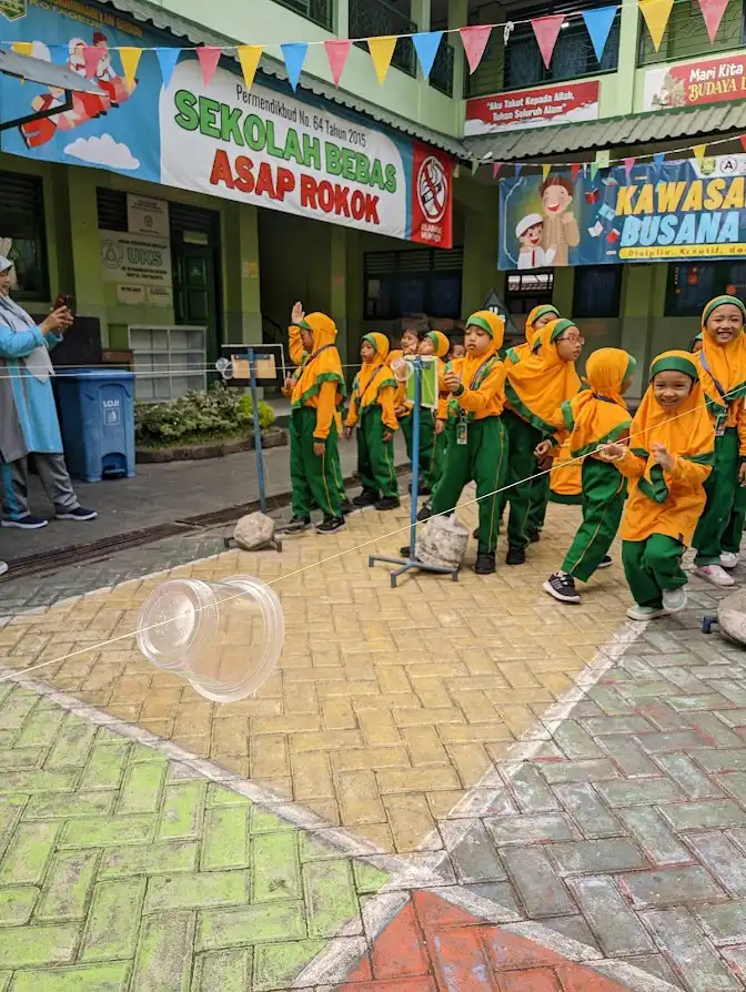 lomba 5